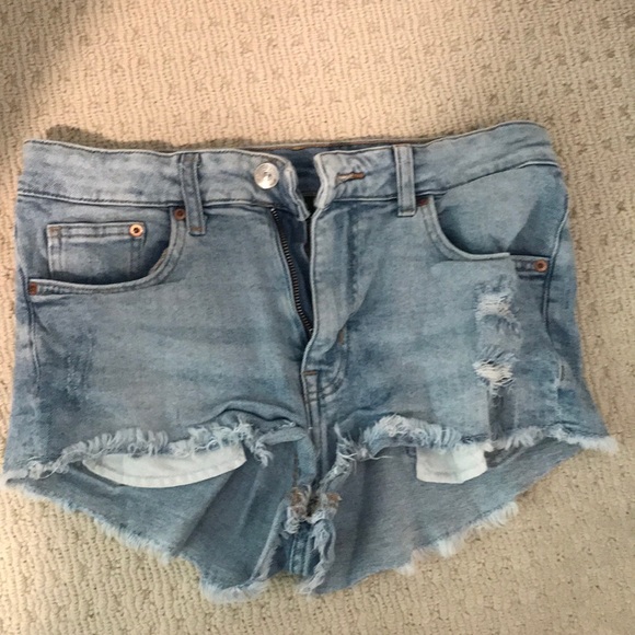 Jean Shorts - Picture 1 of 3